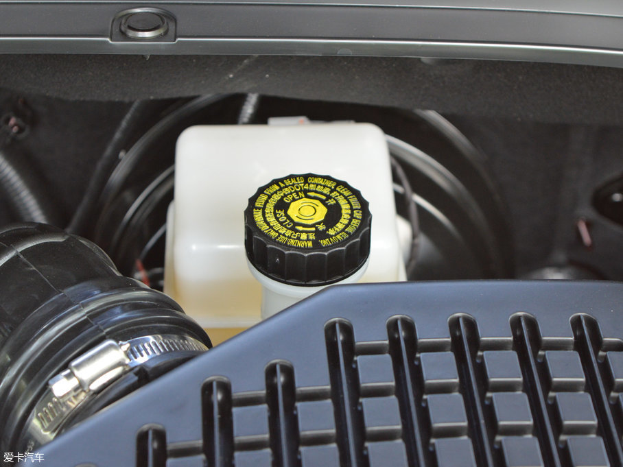 2017̩T600 Coupe 1.5T  ԄӺA