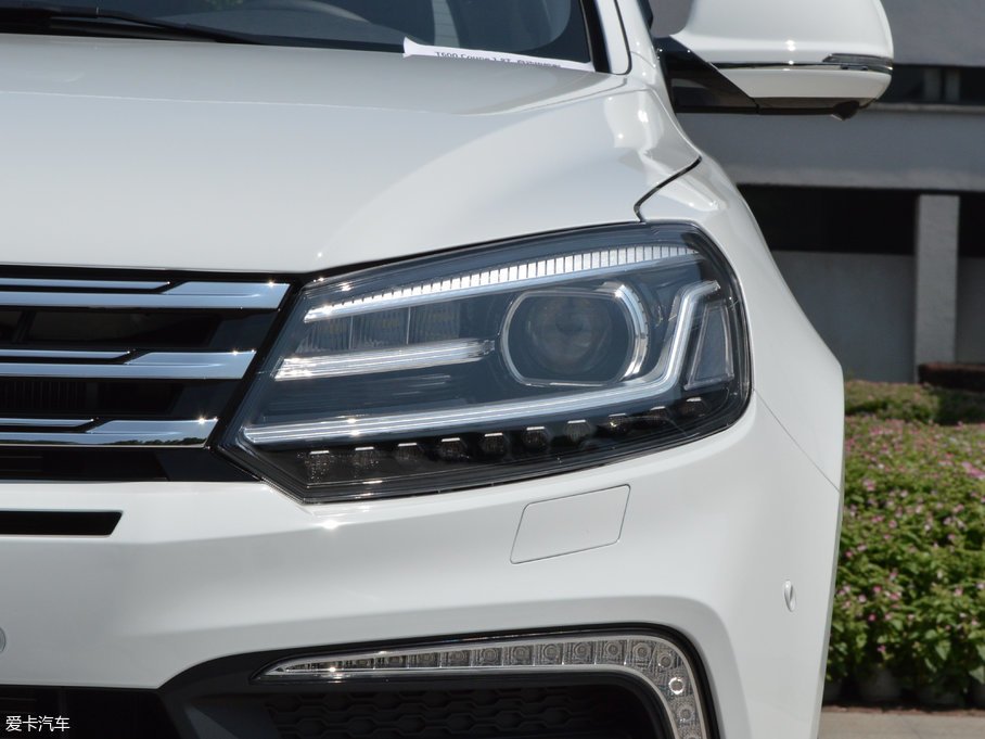 2017�̩T600 Coupe 1.8T  DCT��Ş��