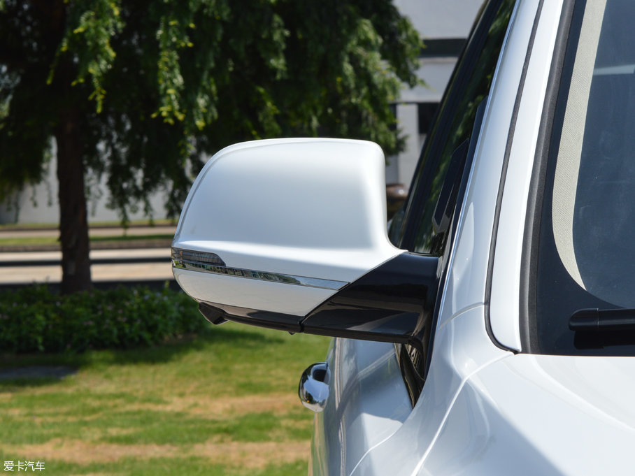 2017�̩T600 Coupe 1.8T  DCT��Ş��