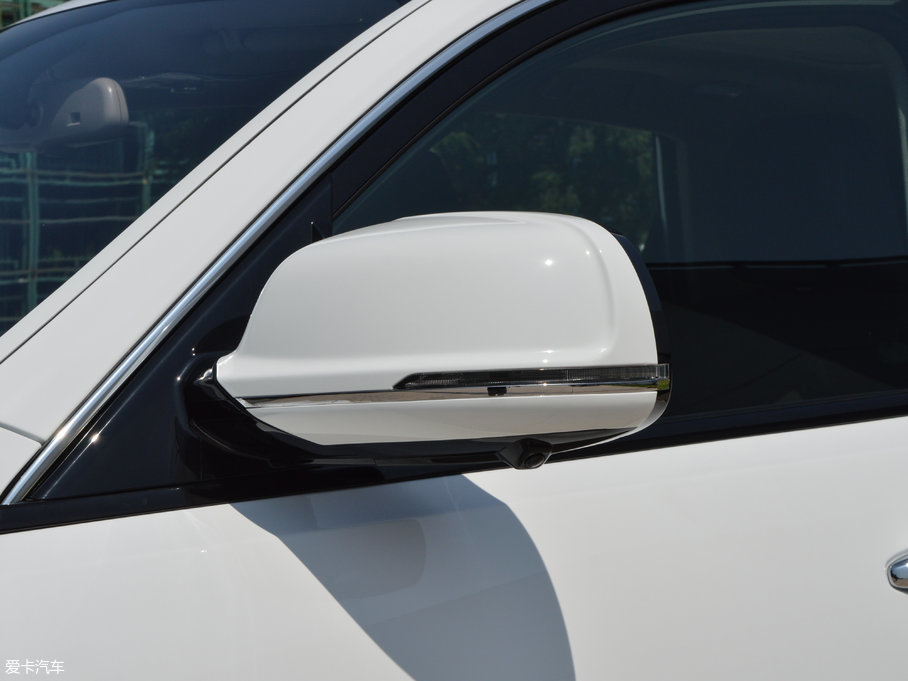 2017�̩T600 Coupe 1.8T  DCT��Ş��