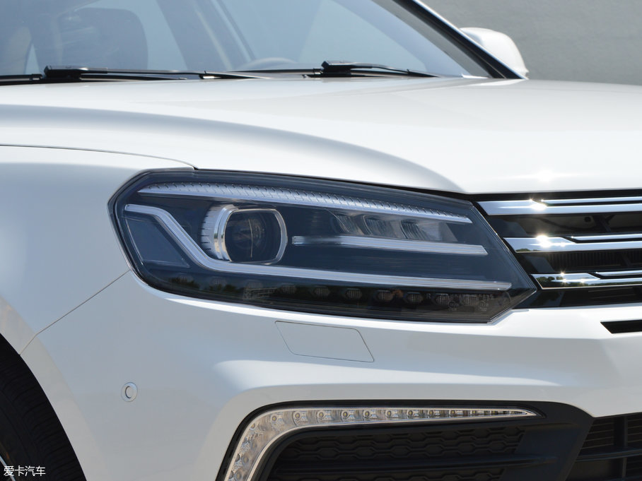 2017�̩T600 Coupe 1.8T  DCT��Ş��