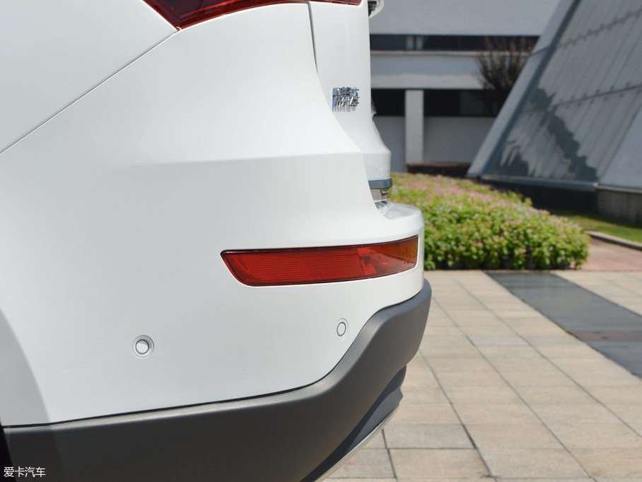 2017�̩T600 Coupe 1.8T  DCT��Ş��