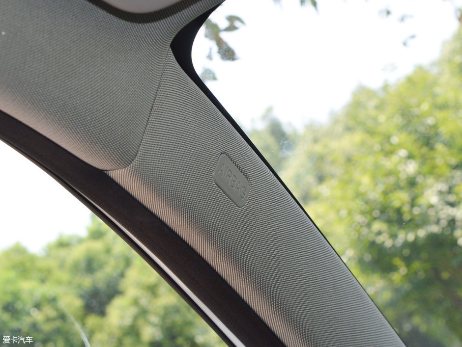 2017�̩T600 Coupe 1.8T  DCT��Ş��