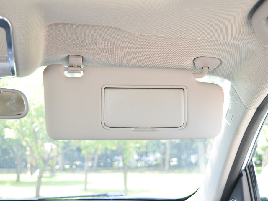 2017�̩T600 Coupe 1.8T  DCT��Ş��