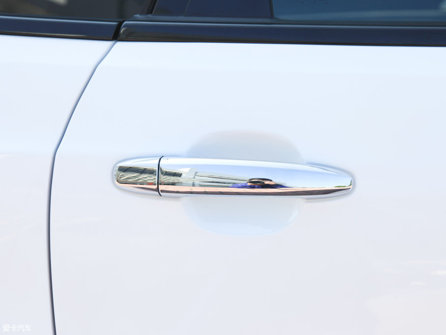 2017�̩T600 Coupe 1.5T  �Ԅ�(d��ng)���F��