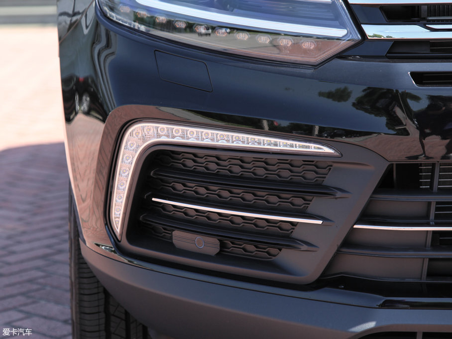 2017̩T600 Coupe 1.8T  DCTF