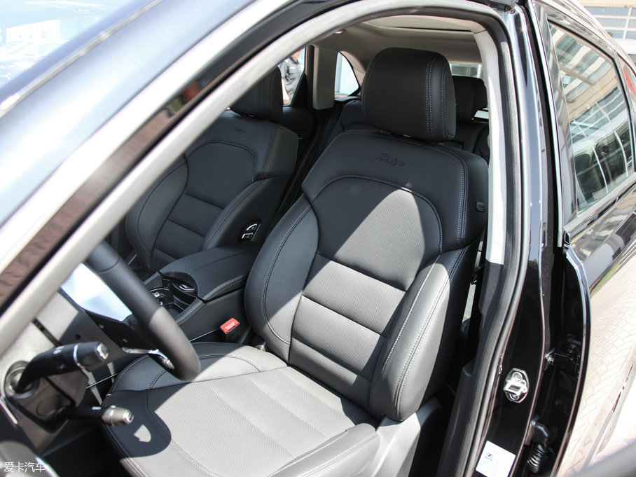 2017̩T600 Coupe 1.8T  DCTF