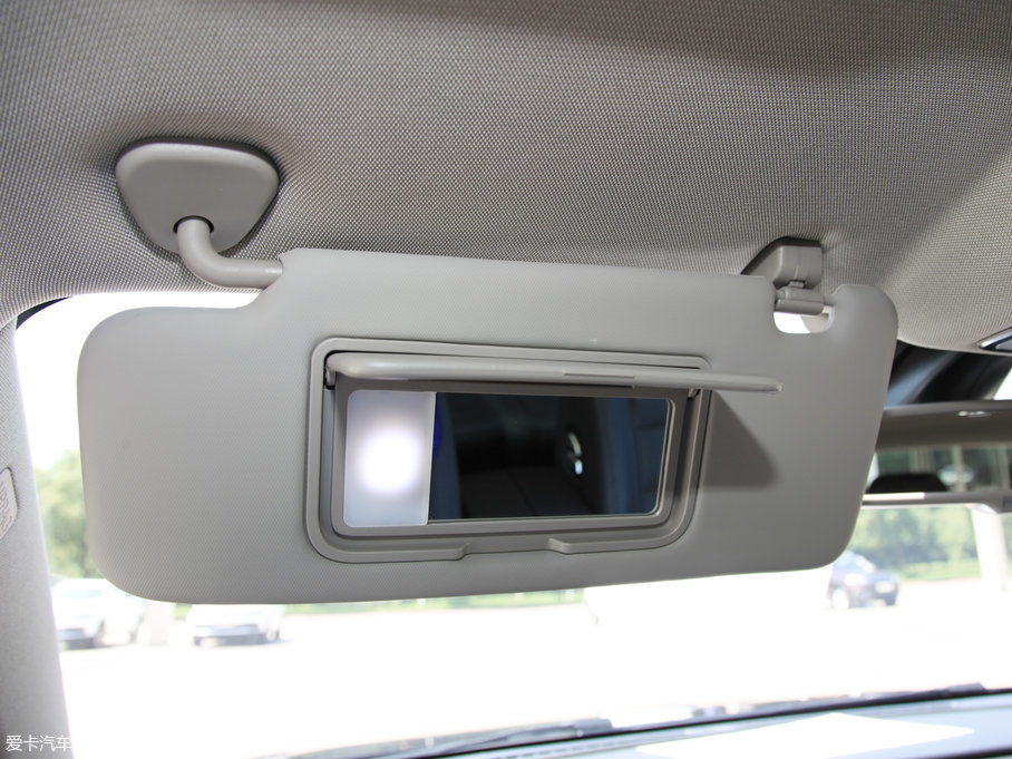 2017̩T600 Coupe 1.8T  DCTF