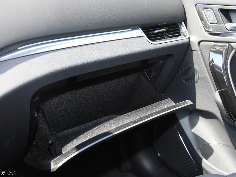 2017̩T600 Coupe 1.8T  DCTF