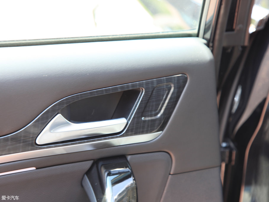 2017̩T600 Coupe 1.8T  DCTF