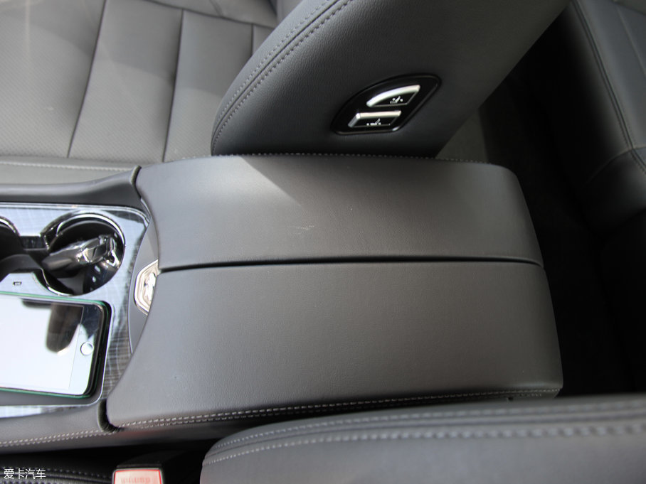 2017̩T600 Coupe 1.8T  DCTF