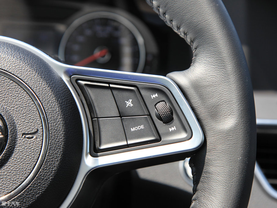 2017̩T600 Coupe 1.8T  DCTF