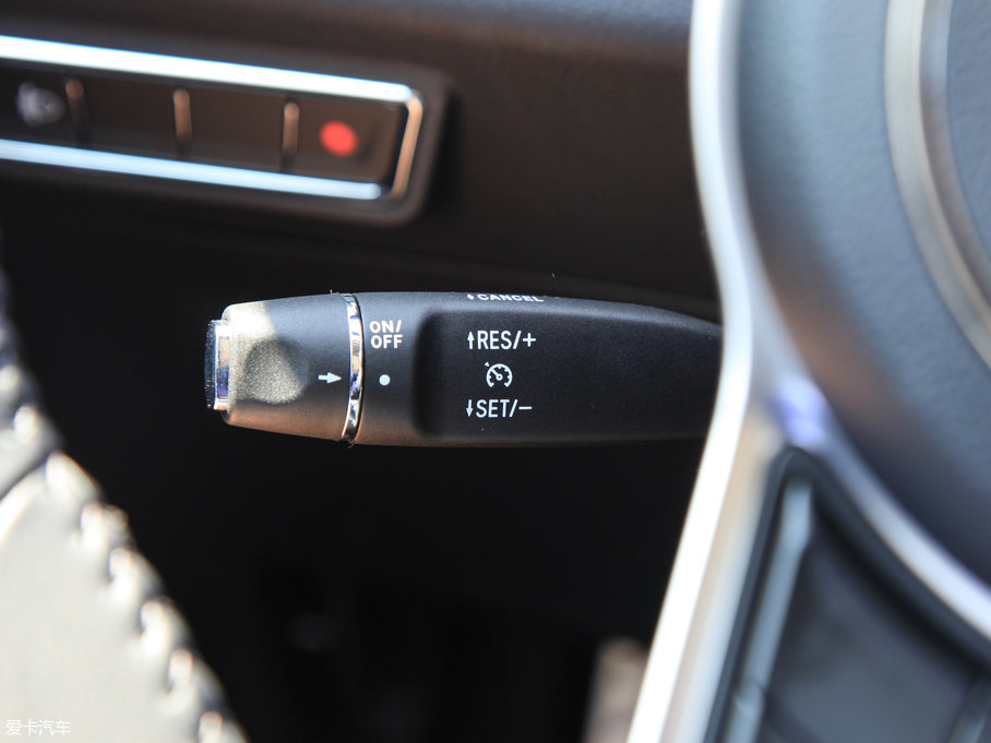 2017̩T600 Coupe 1.8T  DCTF