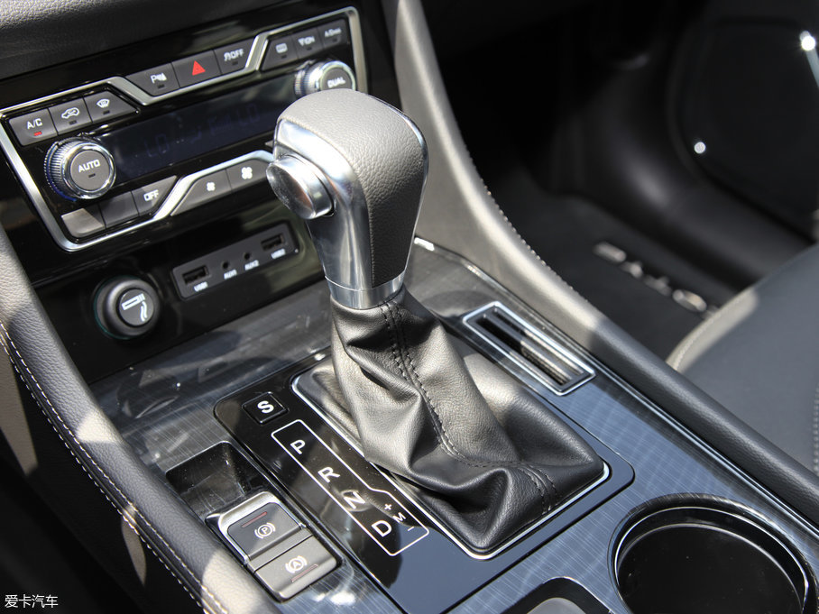 2017̩T600 Coupe 1.8T  DCTF