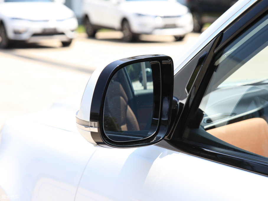 2017̩T600 Coupe 1.8T  DCT