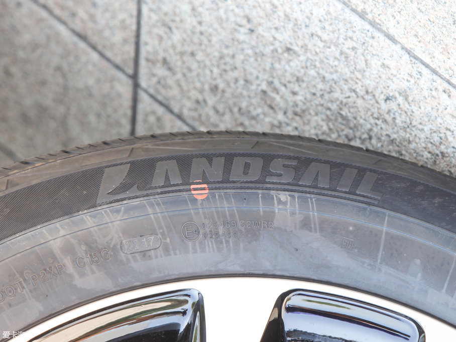 2017̩T600 Coupe 1.8T  DCT