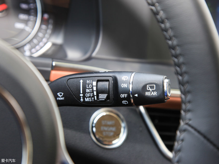 2017̩T600 Coupe 1.8T  DCT