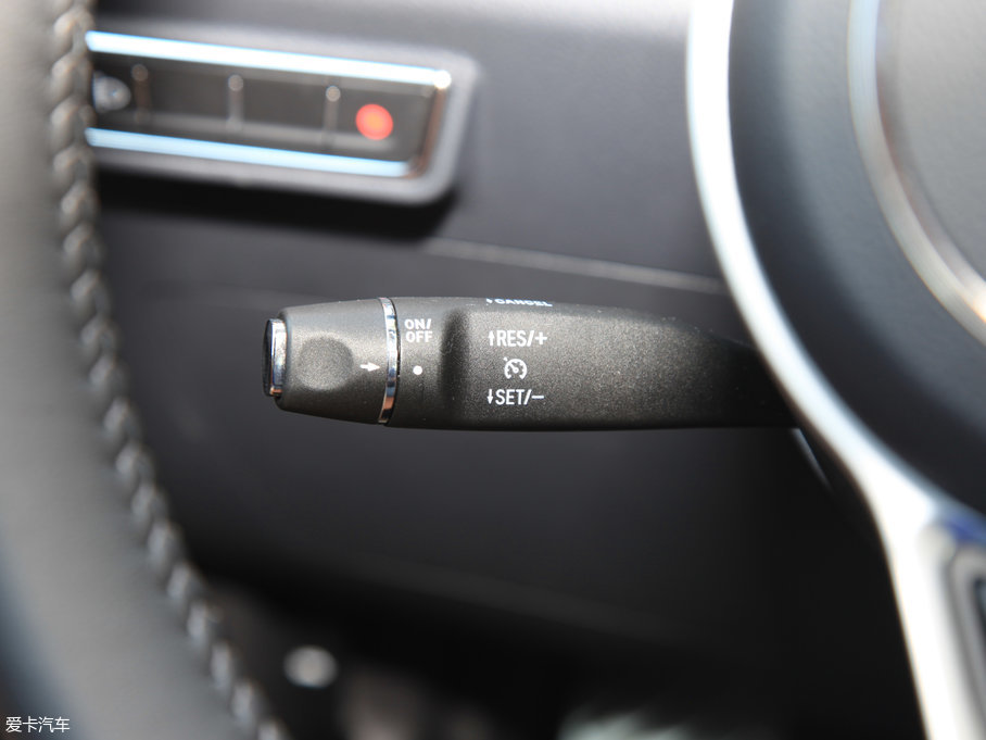 2017̩T600 Coupe 1.8T  DCT