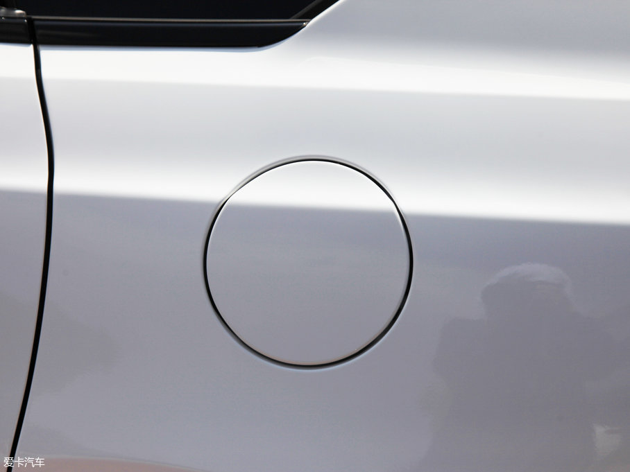 2017�̩T600 Coupe 1.5T  �Ԅ���Ş��