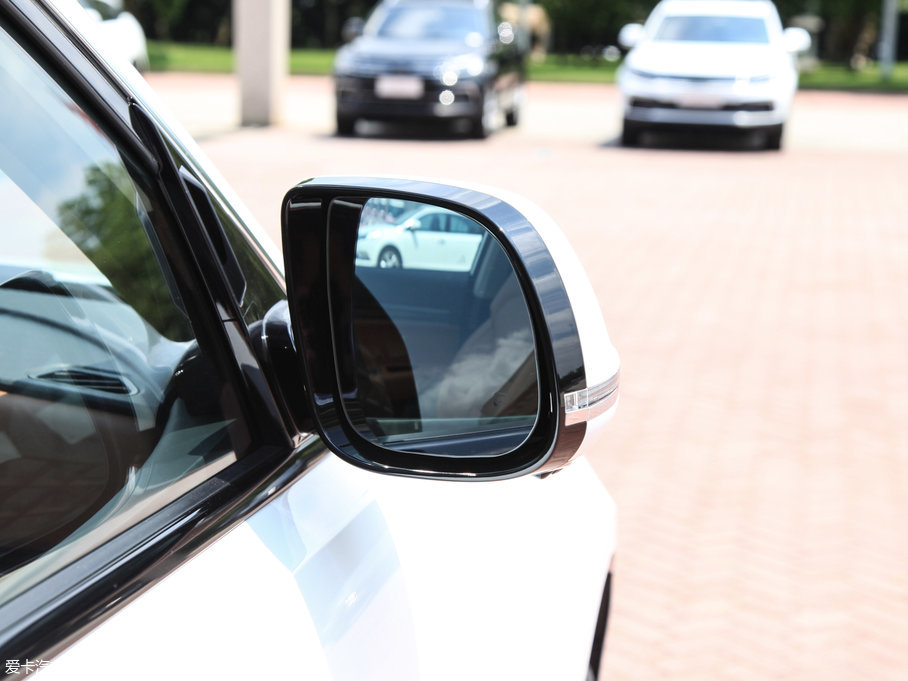 2017�̩T600 Coupe 1.5T  �Ԅ���Ş��