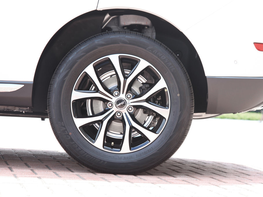 2017�̩T600 Coupe 1.5T  �Ԅ�(d��ng)��Ş��