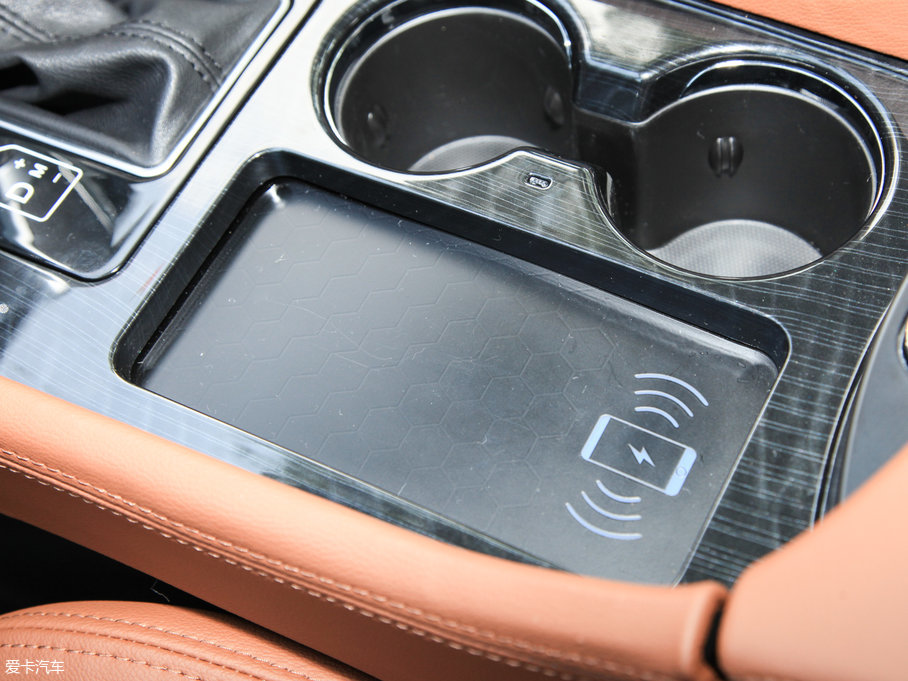 2017�̩T600 Coupe 1.5T  �Ԅ���Ş��