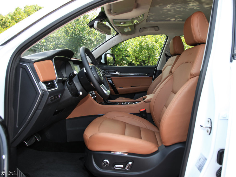 2017�̩T600 Coupe 1.5T  �Ԅ���Ş��