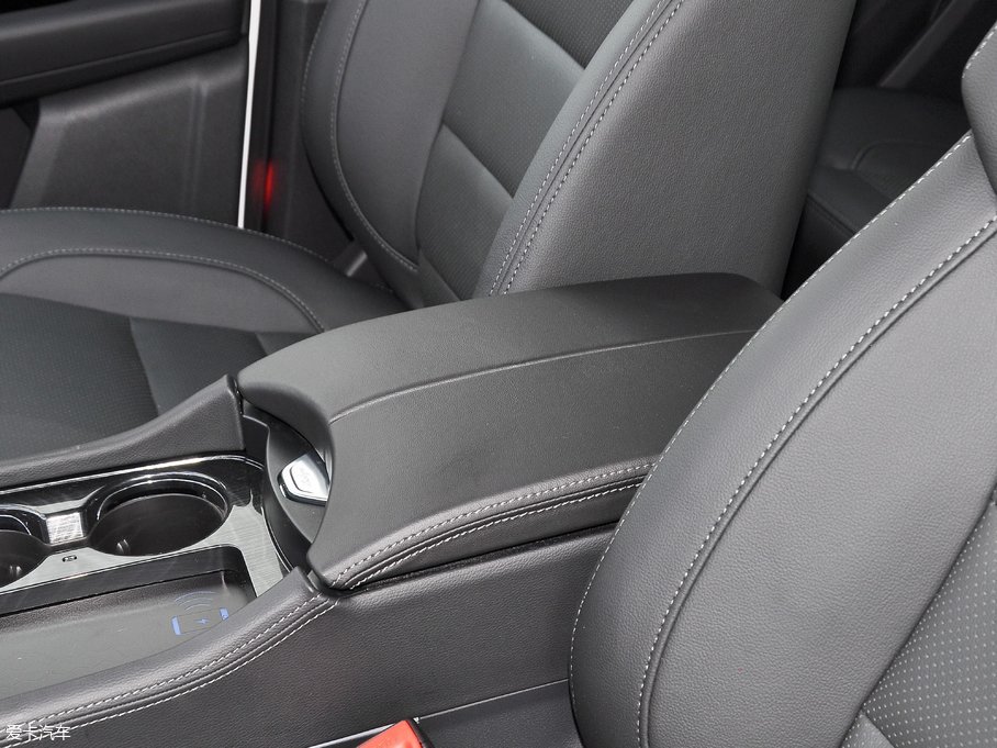 2017̩T600 Coupe 1.5T  քӺA