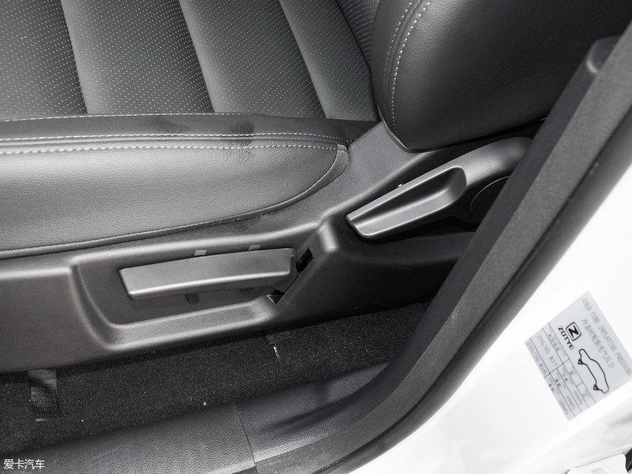 2017̩T600 Coupe 1.5T  քӺA