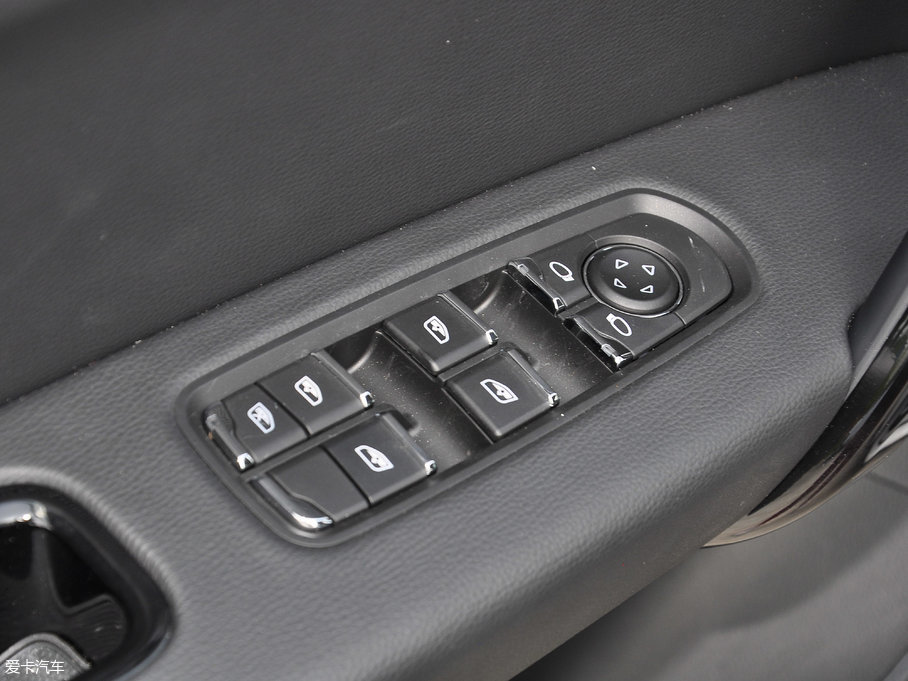 2017̩T600 Coupe 1.5T  քӺA