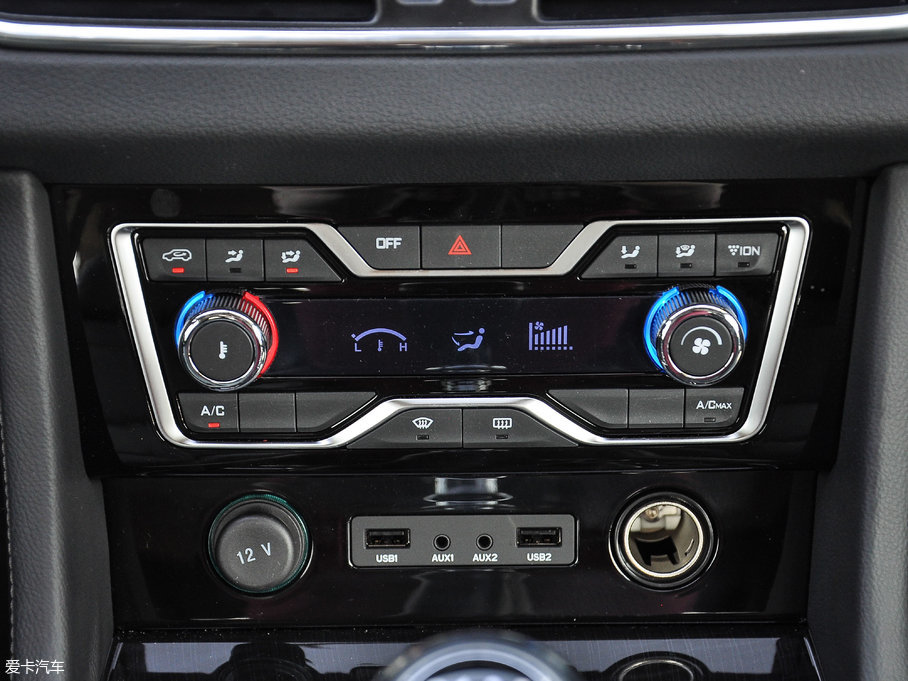 2017�̩T600 Coupe 1.5T  �քӺ��A��