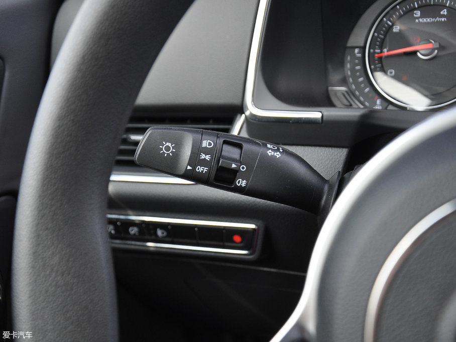 2017̩T600 Coupe 1.5T  քӺA