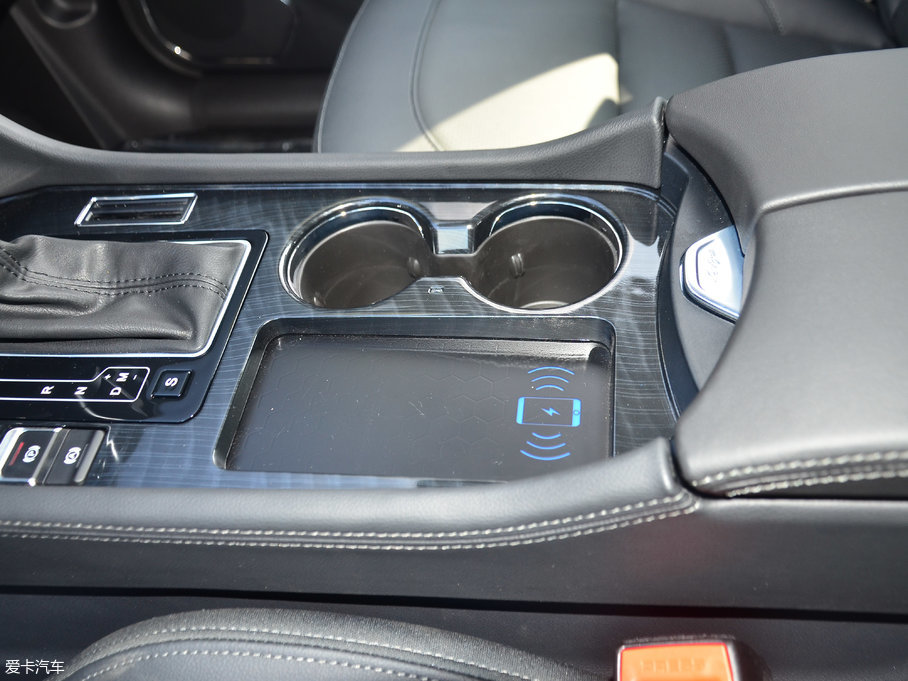 2017�̩T600 Coupe 1.5T  �Ԅ�(d��ng)���A��