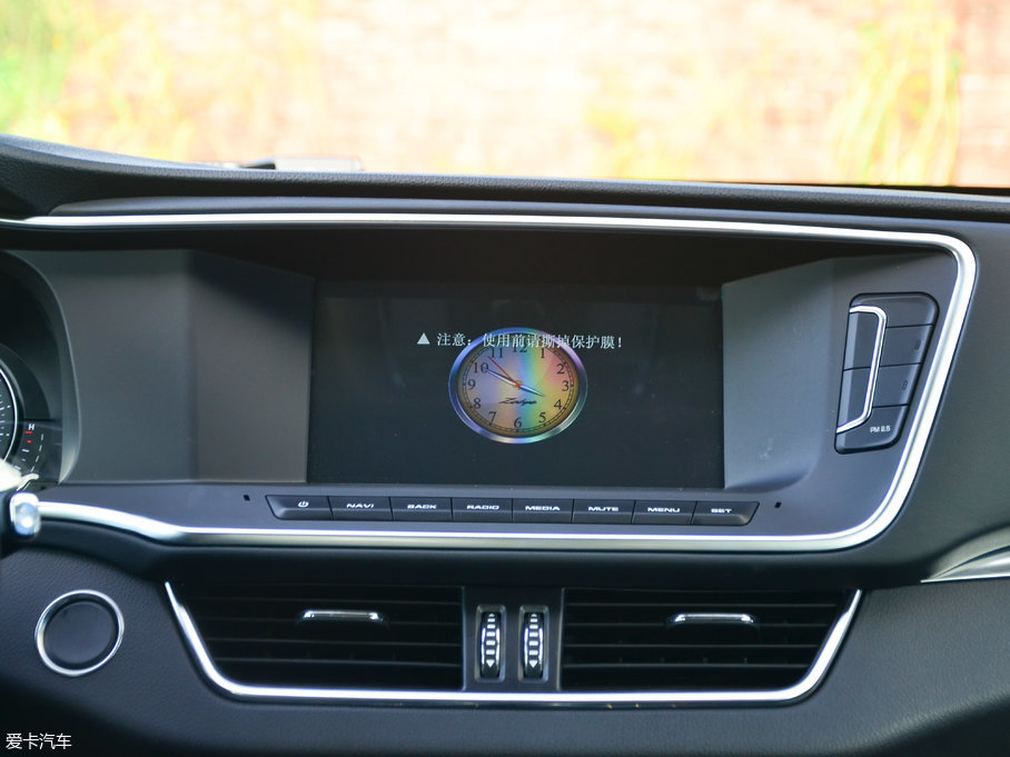 2017�̩T600 Coupe 1.5T  �ԄӺ��A��