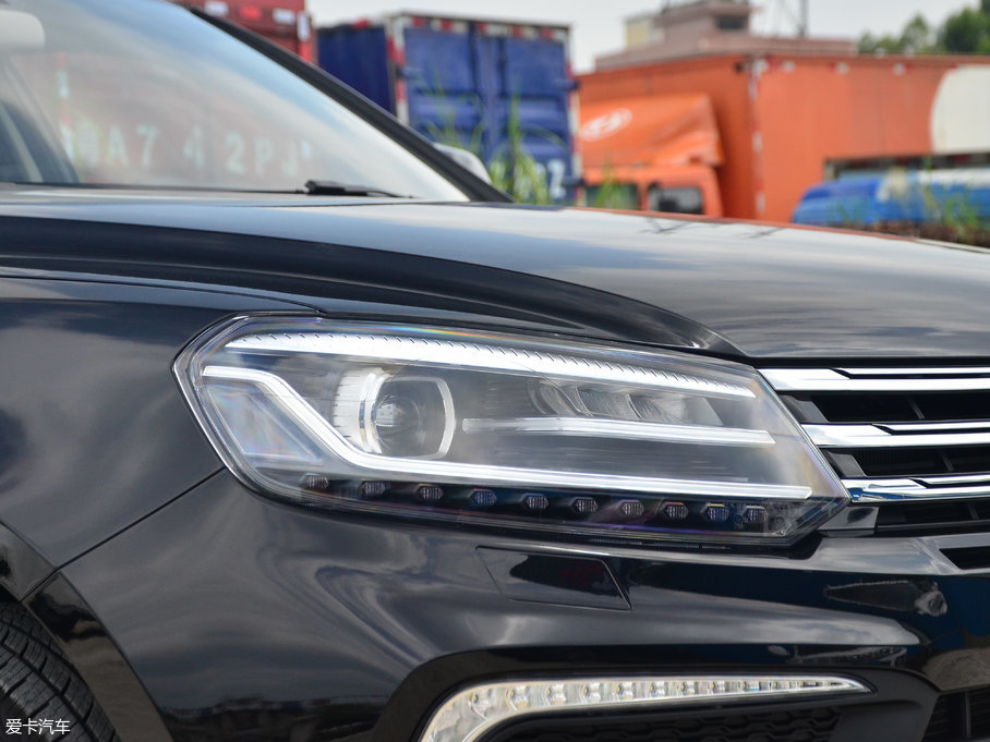 2017̩T600 Coupe 1.5T  ԄӺA