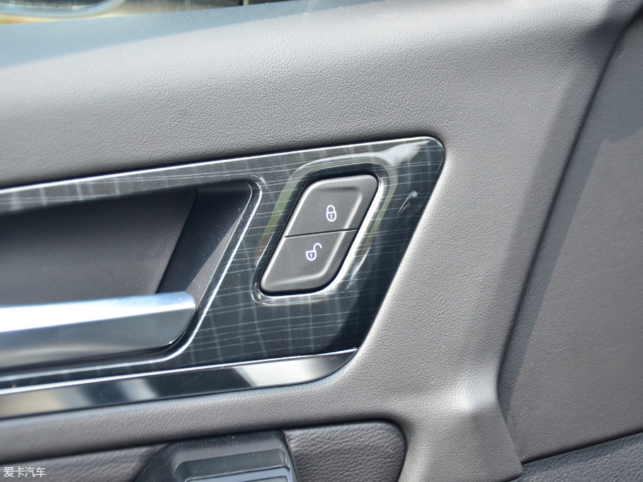 2017̩T600 Coupe 1.5T  Ԅ(dng)A