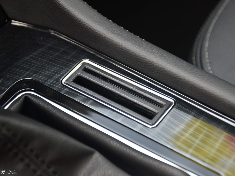 2017�̩T600 Coupe 1.5T  �Ԅ�(d��ng)���A��