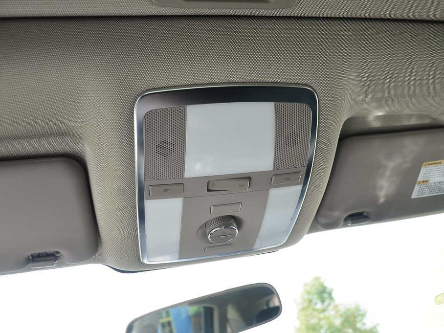 2017̩T600 Coupe 1.5T  ԄӺA