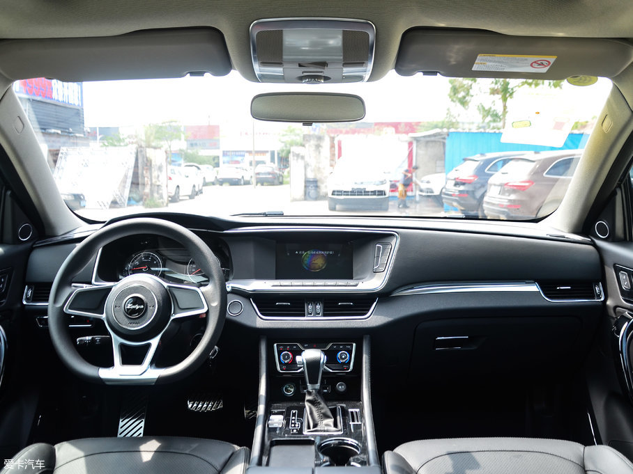 2017̩T600 Coupe 1.5T  ԄӺA