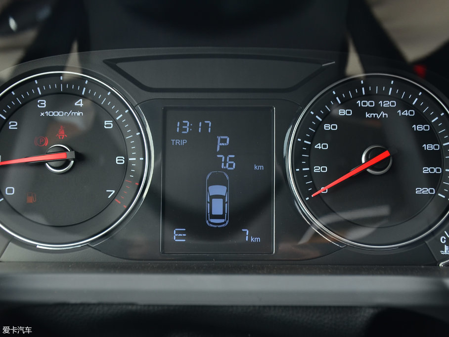 2017̩T600 Coupe 1.5T  ԄӺA