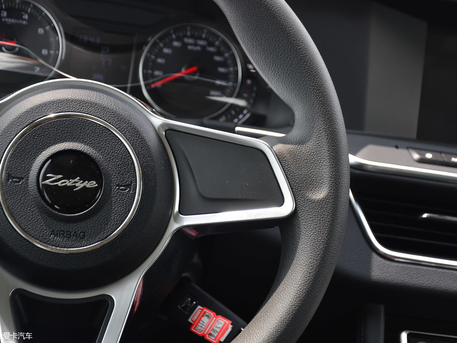 2017̩T600 Coupe 1.5T  ԄӺA