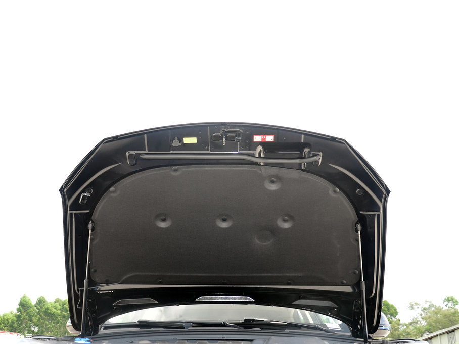 2017̩T600 Coupe 1.5T  ԄӺA