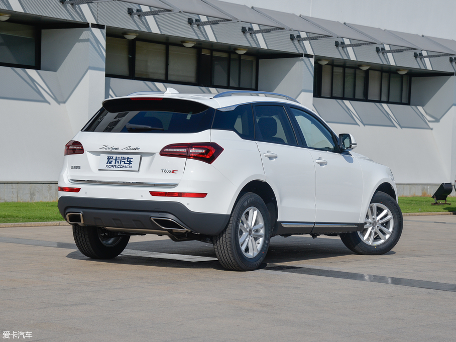 2017�̩T600 Coupe 1.8T  DCT���A��