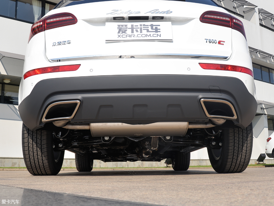 2017�̩T600 Coupe 1.8T  DCT���A��