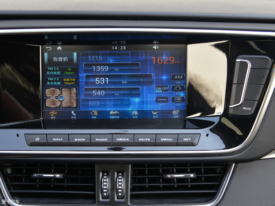 2017�̩T600 Coupe 1.8T  DCT���A��