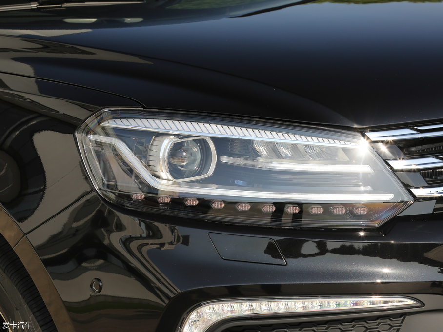 2017̩T600 Coupe 1.8T  DCTW