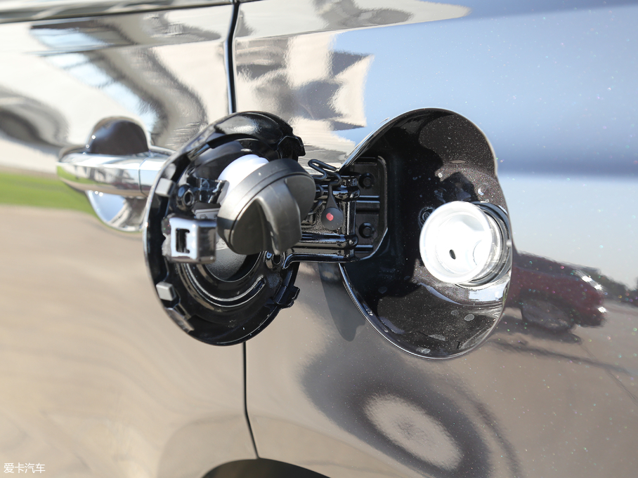 2017̩T600 Coupe 1.8T  DCTW