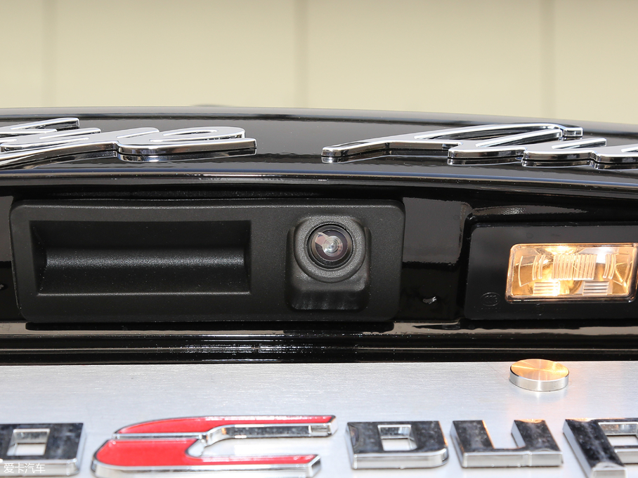 2017̩T600 Coupe 1.8T  DCT(lin)W(wng)