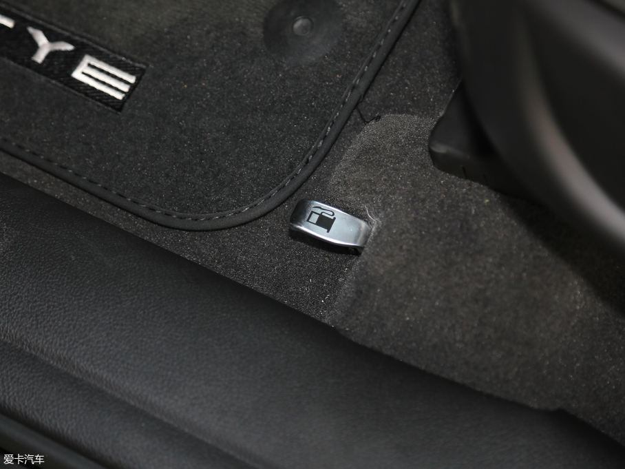 2017̩T600 Coupe 1.8T  DCTW