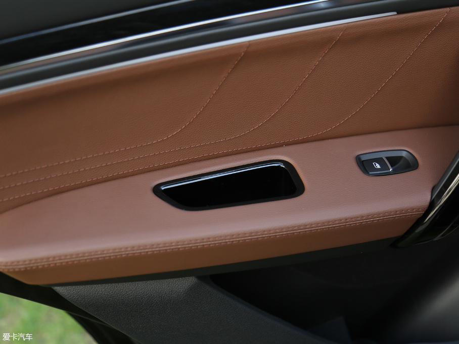 2017̩T600 Coupe 1.8T  DCTW